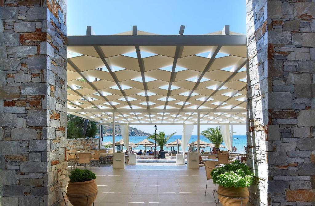Blue Harmony Hotel Кинион Экстерьер фото